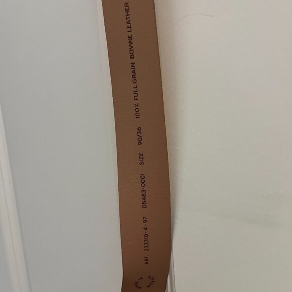 Cute tan Levi's belt (never worn before) - Picture 5 of 5